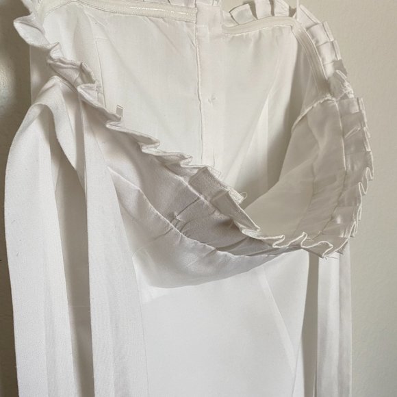 English Factory White Strapless Bow Sleeve Tie Mini Dress Size - XS - Picture 8 of 11